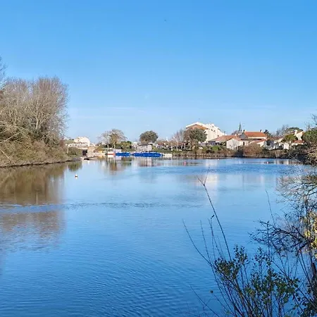 Lys De Mer, Pres De La Plage A Gilles Croix De Vie سانت جيل كروا دي فيي